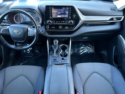 2021 Toyota Highlander - Photo 3