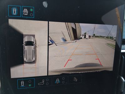2024 GMC Acadia - Photo 16