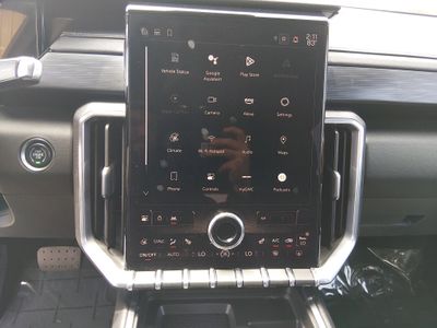 2024 GMC Acadia - Photo 19