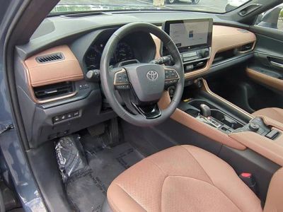 2025 Toyota Grand Highlander Hybrid - Photo 9