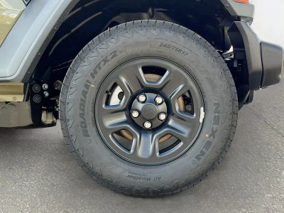 2026 Jeep Wrangler — photo 27 view