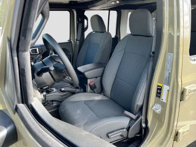 2026 Jeep Wrangler — photo 19 view