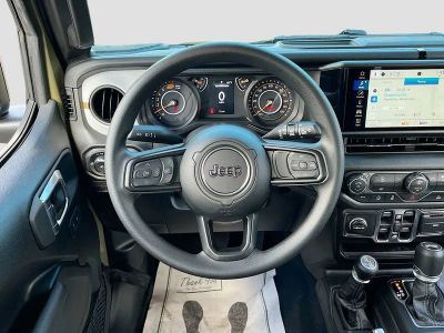 2026 Jeep Wrangler — photo 20 view