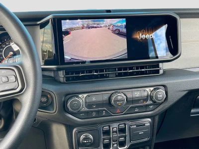 2026 Jeep Wrangler — photo 13 view