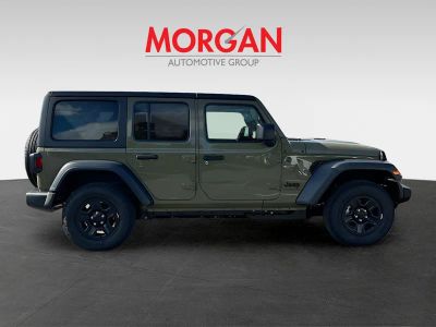 2026 Jeep Wrangler — photo 8 view