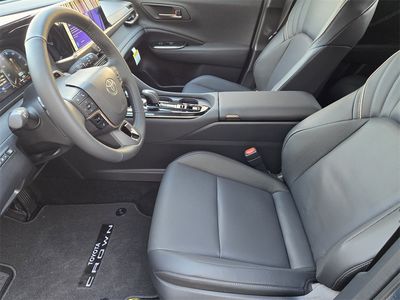 2026 Toyota Toyota Crown Signia — photo 8 view