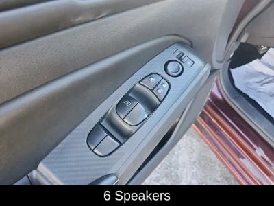 2024 Nissan Altima 2.5 SV — photo 14 view