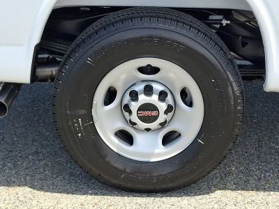 2026 GMC Savana Cargo — detail view