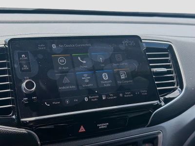 2026 Honda Ridgeline — photo 12 view