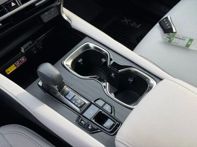 2023 Lexus RX - Photo 34