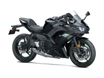 2025 Kawasaki Ninja® 650 ABS — front three-quarter view