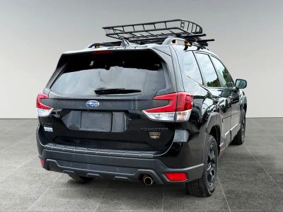 2022 Subaru Forester — detail view