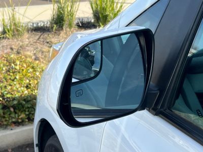 2016 Toyota Sienna - Photo 19