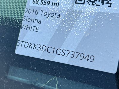 2016 Toyota Sienna - Photo 23