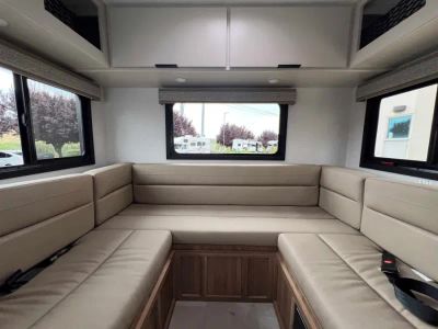 2027 Thor Motor Coach CHATEAU — photo 15 view