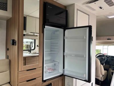 2027 Thor Motor Coach CHATEAU — photo 14 view