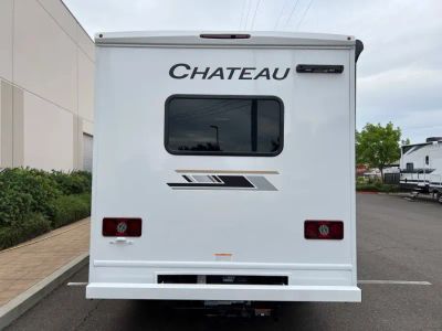2027 Thor Motor Coach CHATEAU — photo 18 view