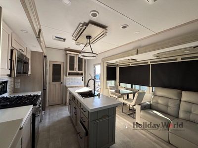 2025 Grand Design Solitude - Photo 5
