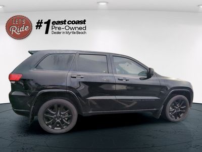2021 Jeep Grand Cherokee - Photo 4