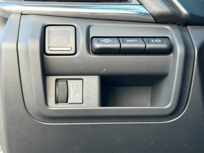 2022 Cadillac CT4 — photo 34 view