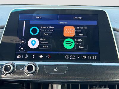 2022 Cadillac CT4 — photo 31 view