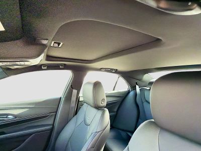2022 Cadillac CT4 — photo 26 view