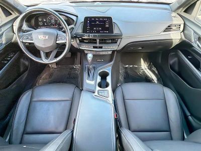 2022 Cadillac CT4 — photo 15 view