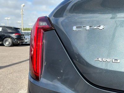 2022 Cadillac CT4 — photo 10 view