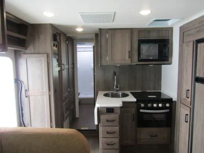 2026 Winnebago MINNIE WINNIE - Photo 4