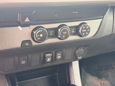 2019 Toyota Tacoma - Photo 32
