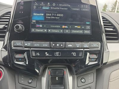 2019 Honda Odyssey EX-L Auto — photo 17 view
