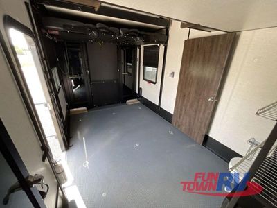 2022 Dutchmen RV Voltage - Photo 27