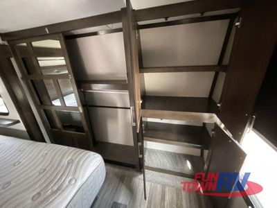 2022 Dutchmen RV Voltage - Photo 21