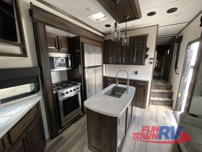 2022 Dutchmen RV Voltage - Photo 11