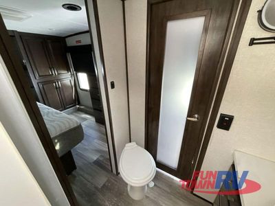 2022 Dutchmen RV Voltage - Photo 24
