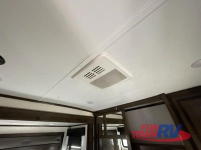 2022 Dutchmen RV Voltage - Photo 29