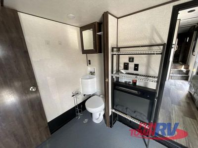 2022 Dutchmen RV Voltage - Photo 31