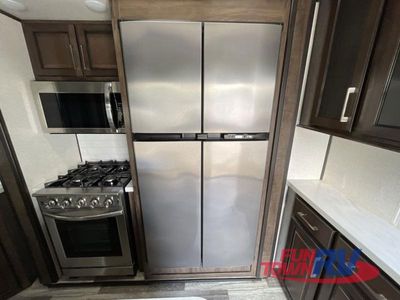 2022 Dutchmen RV Voltage - Photo 12