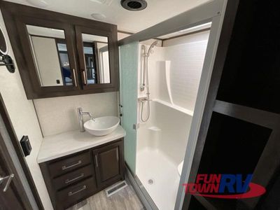 2022 Dutchmen RV Voltage - Photo 22