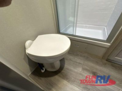 2026 Coachmen RV Catalina Legacy Edition - Photo 33
