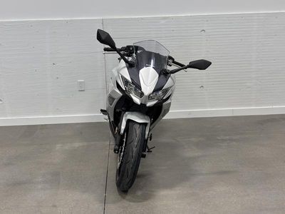 2026 Kawasaki Ninja 650 - Photo 5