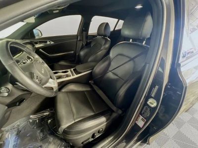 2022 Kia Stinger — photo 10 view