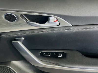 2022 Kia Stinger — photo 32 view
