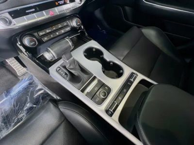 2022 Kia Stinger — photo 25 view