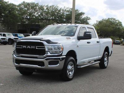 2024 RAM 3500 — detail view
