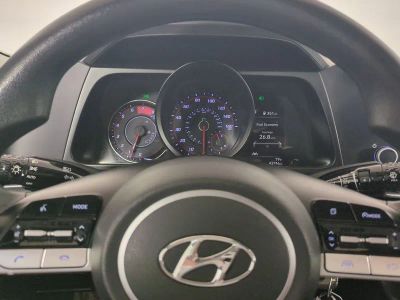2022 Hyundai Elantra — photo 32 view