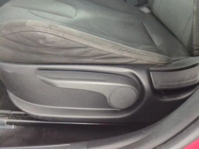 2022 Hyundai Elantra — photo 21 view