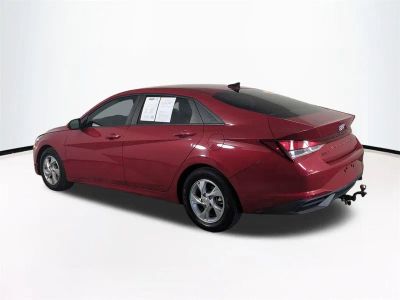 2022 Hyundai Elantra — photo 7 view
