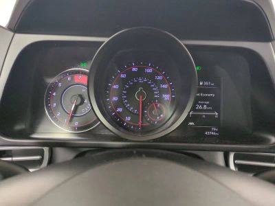 2022 Hyundai Elantra — photo 33 view