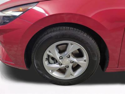2022 Hyundai Elantra — photo 11 view